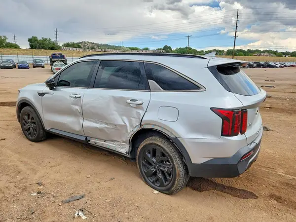 5XYRLDLC4MG025513 2021 KIA SORENTO - Image 2