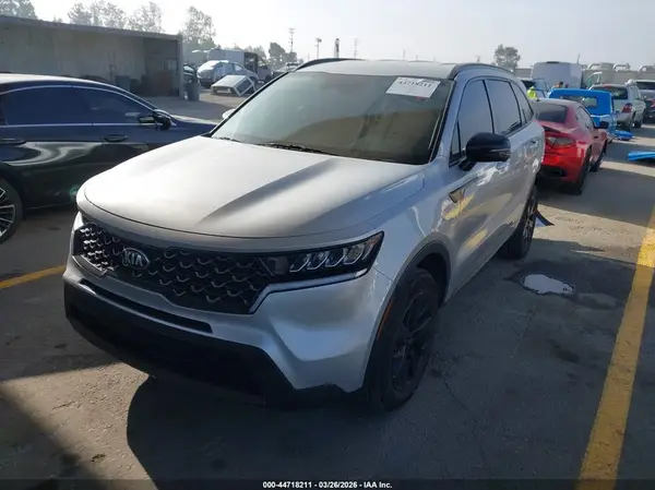 5XYRLDLC4MG039072 2021 KIA SORENTO - Image 2