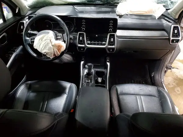 5XYRLDLC4MG046698 2021 KIA SORENTO - Image 8