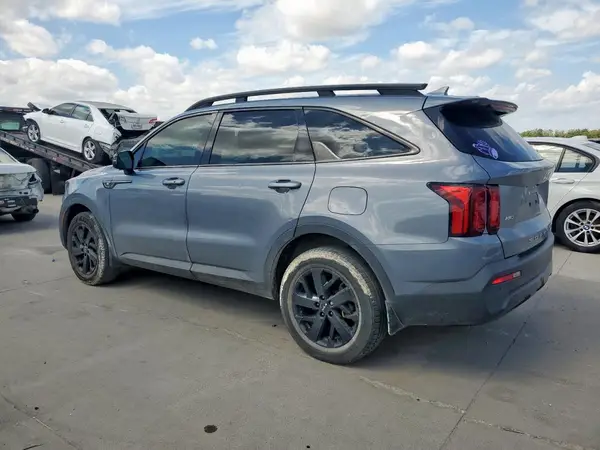 5XYRLDLC4NG085681 2022 KIA SORENTO - Image 2
