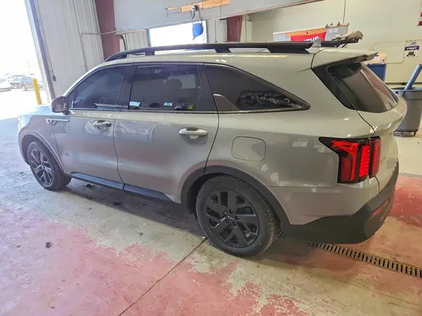 5XYRLDLC4NG091402 2022 KIA SORENTO - Image 2
