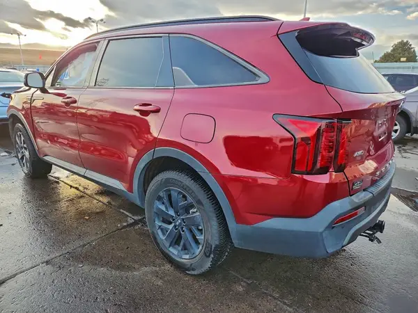 5XYRLDLC5MG021390 2021 KIA SORENTO - Image 2