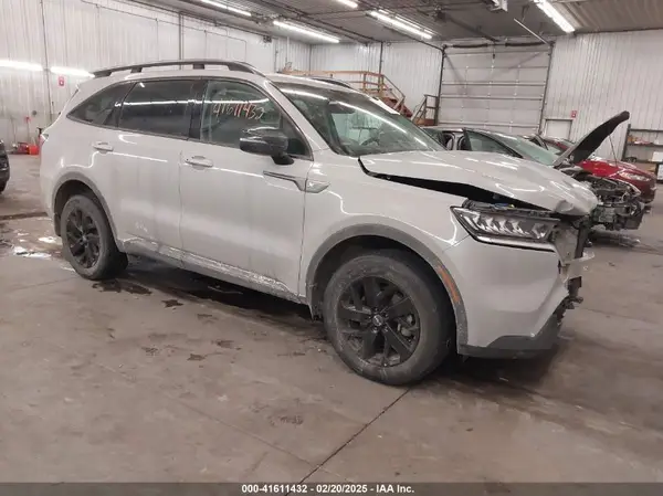 5XYRLDLC5NG117800 2022 KIA SORENTO - Image 1