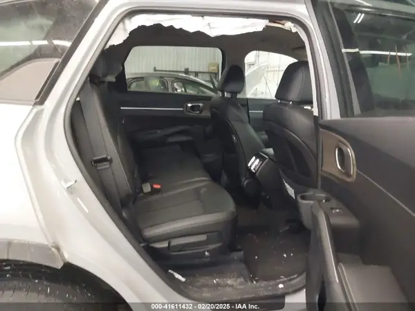 5XYRLDLC5NG117800 2022 KIA SORENTO - Image 8
