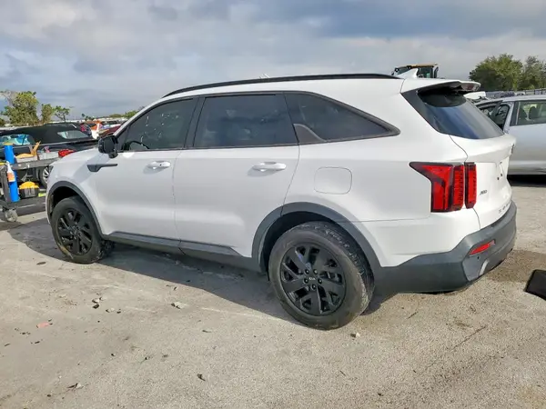 5XYRLDLC6MG003531 2021 KIA SORENTO - Image 2