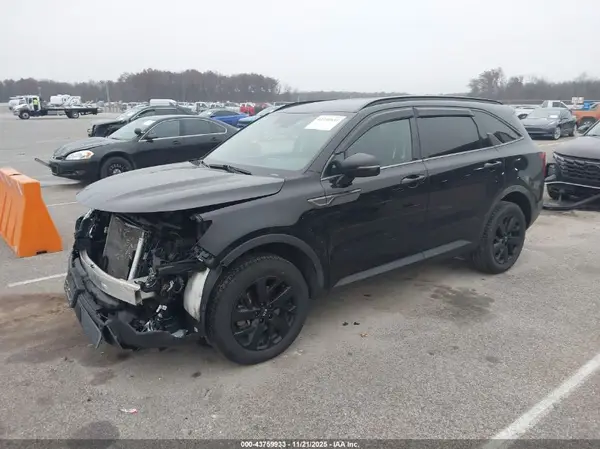 5XYRLDLC6MG024296 2021 KIA SORENTO - Image 2
