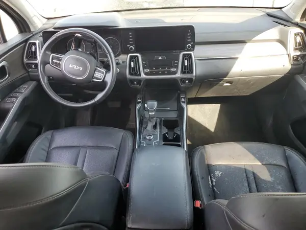 5XYRLDLC6NG097041 2022 KIA SORENTO - Image 8