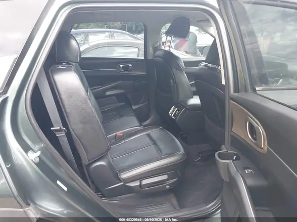 5XYRLDLC6NG146660 2022 KIA SORENTO - Image 8