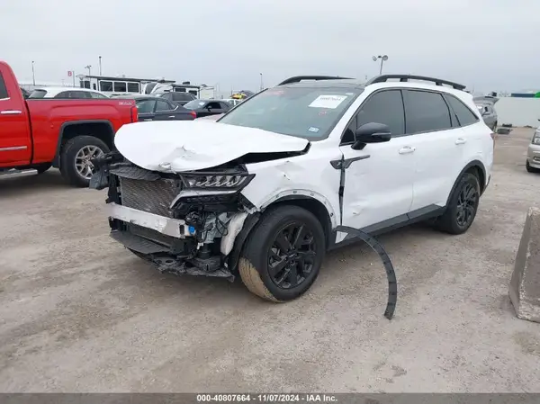 5XYRLDLC6PG189575 2023 KIA SORENTO - Image 2