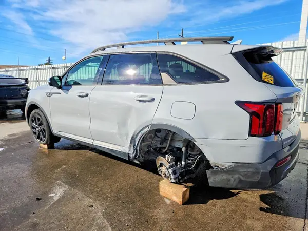 5XYRLDLC6PG243473 2023 KIA SORENTO - Image 2