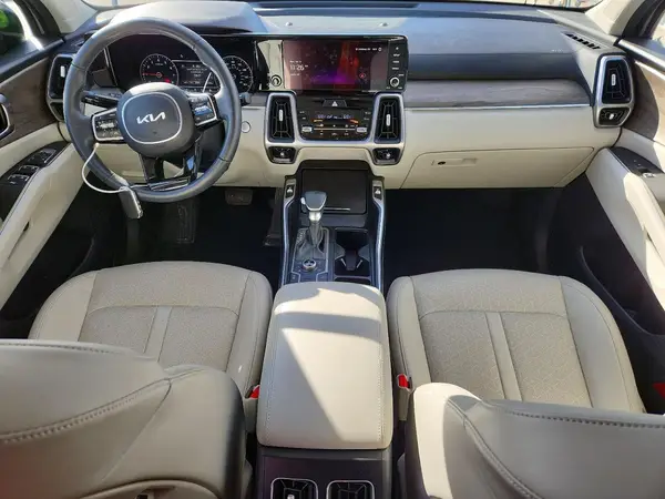 5XYRLDLC6PG243473 2023 KIA SORENTO - Image 8