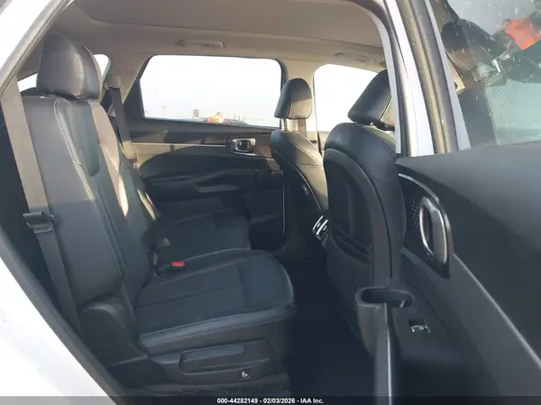 5XYRLDLC7MG005529 2021 KIA SORENTO - Image 8