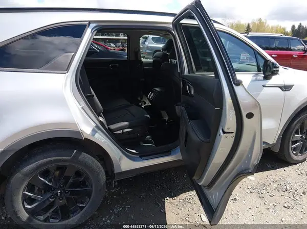 5XYRLDLC7MG025912 2021 KIA SORENTO - Image 8