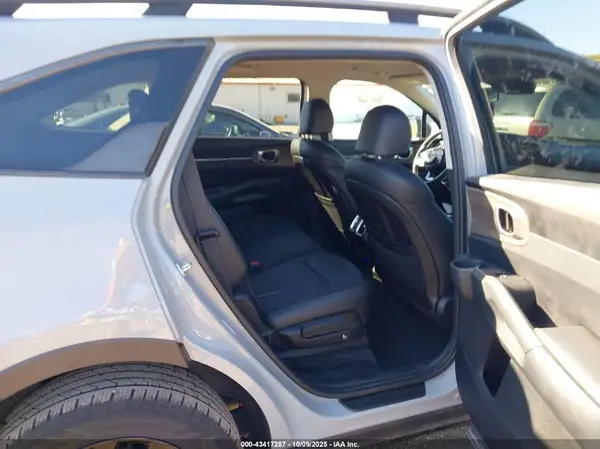 5XYRLDLC7NG127244 2022 KIA SORENTO - Image 8
