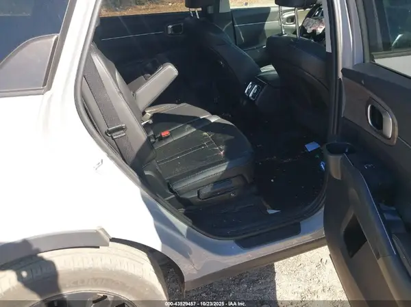 5XYRLDLC7PG204214 2023 KIA SORENTO - Image 8