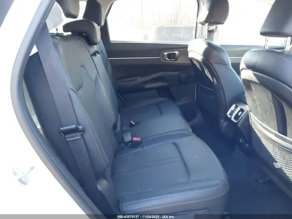 5XYRLDLC7PG209249 2023 KIA SORENTO - Image 8