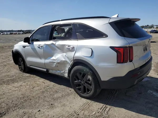 5XYRLDLC8MG007922 2021 KIA SORENTO - Image 2