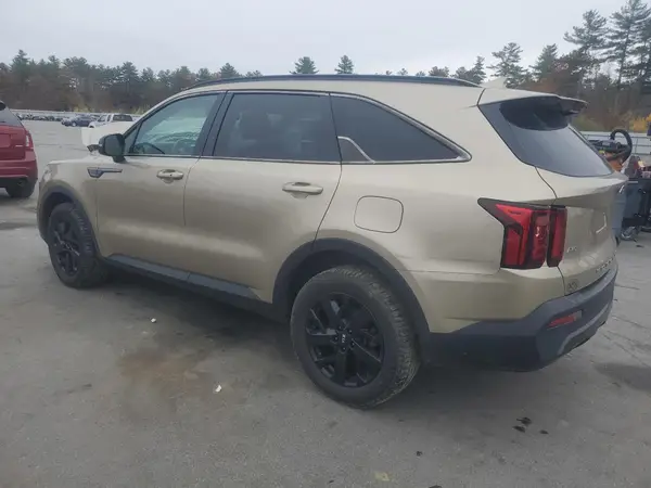 5XYRLDLC8MG018063 2021 KIA SORENTO - Image 2