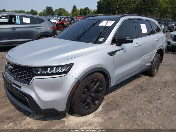 5XYRLDLC8MG022596 2021 KIA SORENTO - Image 2