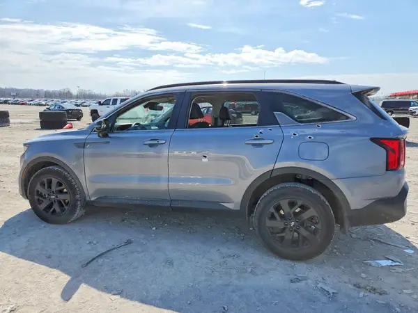 5XYRLDLC8MG025885 2021 KIA SORENTO - Image 2