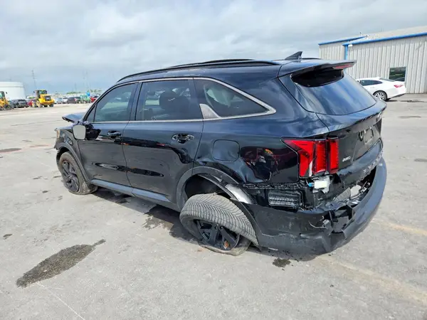 5XYRLDLC8MG051497 2021 KIA SORENTO - Image 2