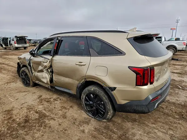 5XYRLDLC8MG056165 2021 KIA SORENTO - Image 2