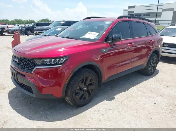 5XYRLDLC8NG144778 2022 KIA SORENTO - Image 2