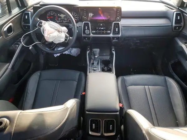 5XYRLDLC8PG163947 2023 KIA SORENTO - Image 8