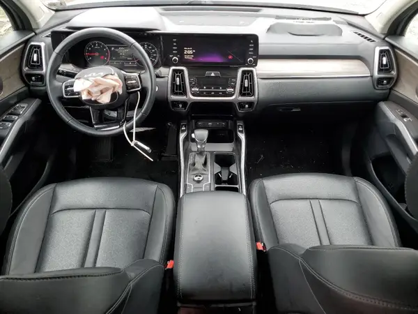 5XYRLDLC8PG176584 2023 KIA SORENTO - Image 8