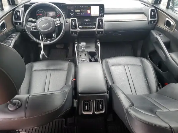 5XYRLDLC8PG225363 2023 KIA SORENTO - Image 8