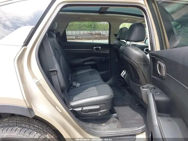 5XYRLDLC9MG038208 2021 KIA SORENTO - Image 8