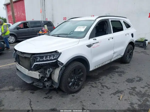 5XYRLDLC9MG039598 2021 KIA SORENTO - Image 2