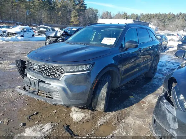 5XYRLDLC9MG045675 2021 KIA SORENTO - Image 2