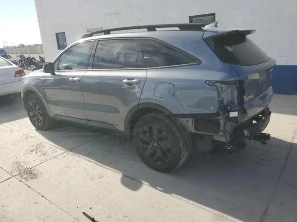 5XYRLDLC9NG127391 2022 KIA SORENTO - Image 2