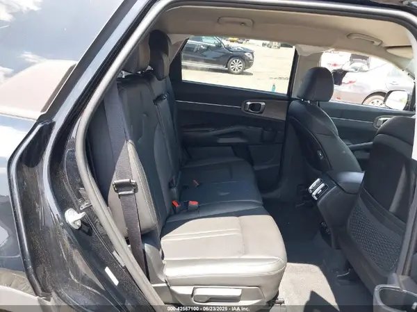 5XYRLDLC9NG149780 2022 KIA SORENTO - Image 8
