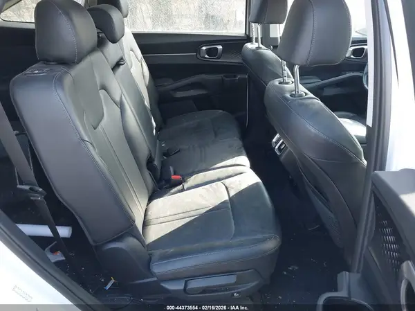5XYRLDLCXMG004052 2021 KIA SORENTO - Image 8