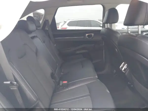 5XYRLDLCXMG004875 2021 KIA SORENTO - Image 8