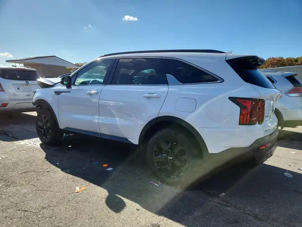 5XYRLDLCXMG050593 2021 KIA SORENTO - Image 2