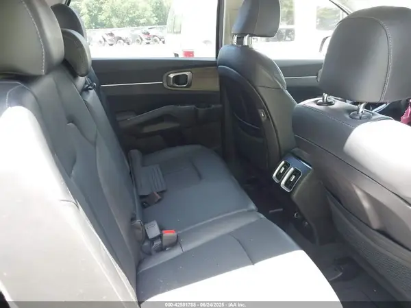 5XYRLDLCXNG082512 2022 KIA SORENTO - Image 8
