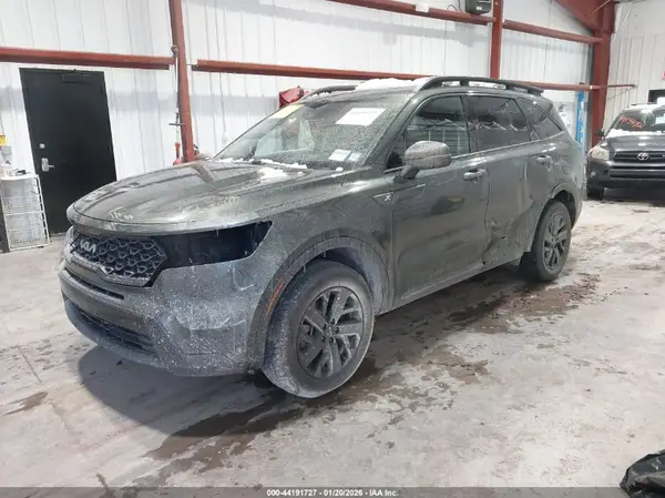 5XYRLDLCXNG083935 2022 KIA SORENTO - Image 2