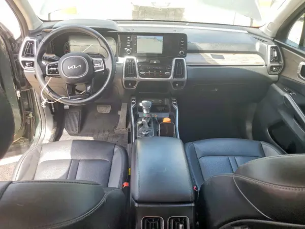 5XYRLDLCXNG138075 2022 KIA SORENTO - Image 8