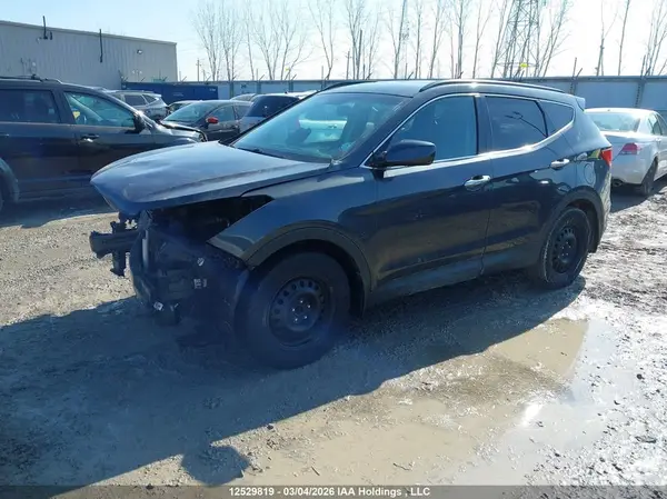 5XYZT3LB0GG347586 2016 HYUNDAI SANTA FE - Image 2