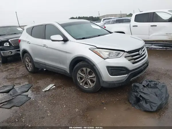5XYZT3LB0GG368888 2016 HYUNDAI SANTA FE - Image 1