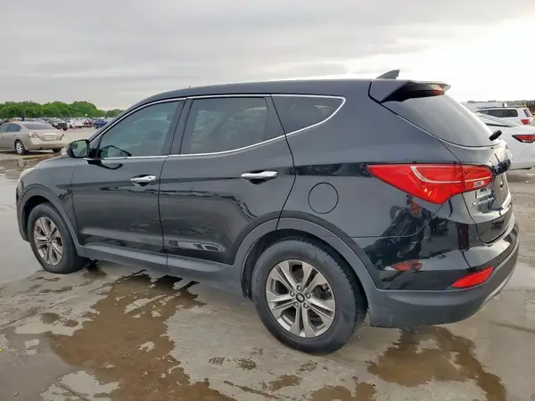 5XYZT3LB0GG374318 2016 HYUNDAI SANTA FE - Image 2