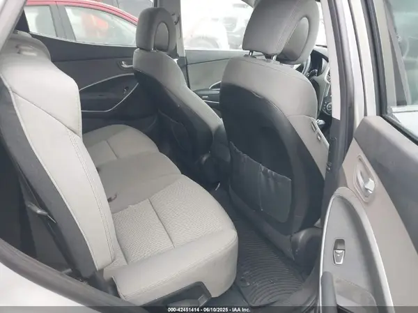 5XYZT3LB0JG523902 2018 HYUNDAI SANTA FE - Image 8