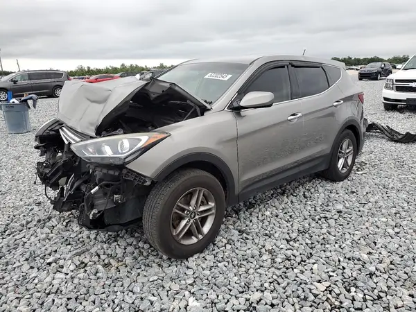 5XYZT3LB0JG565390 2018 HYUNDAI SANTA FE - Image 1