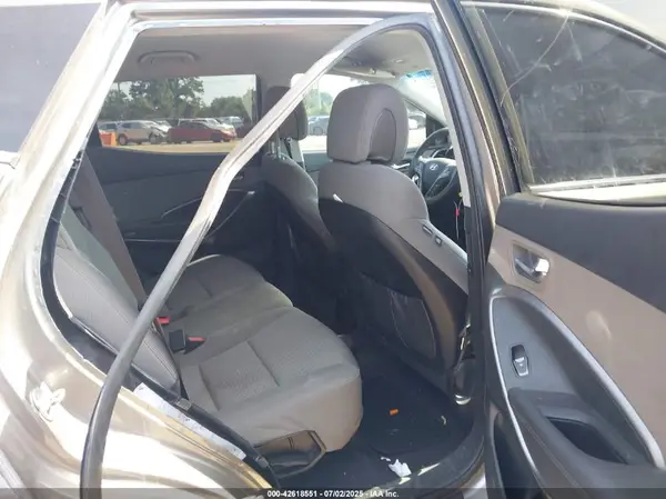 5XYZT3LB0JG570069 2018 HYUNDAI SANTA FE - Image 8
