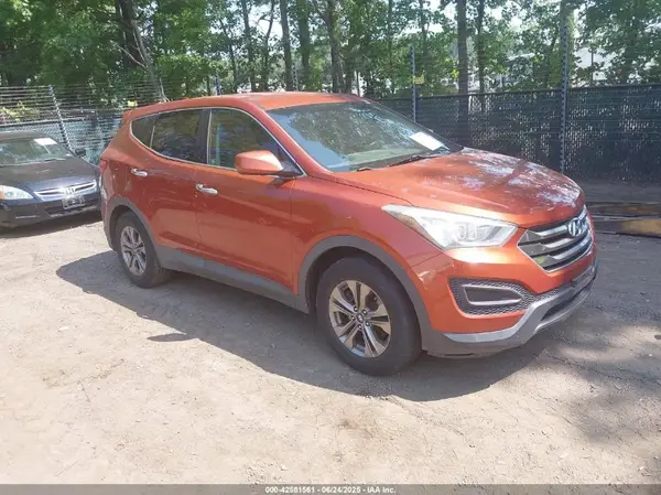 5XYZT3LB1GG337701 2016 HYUNDAI SANTA FE - Image 1