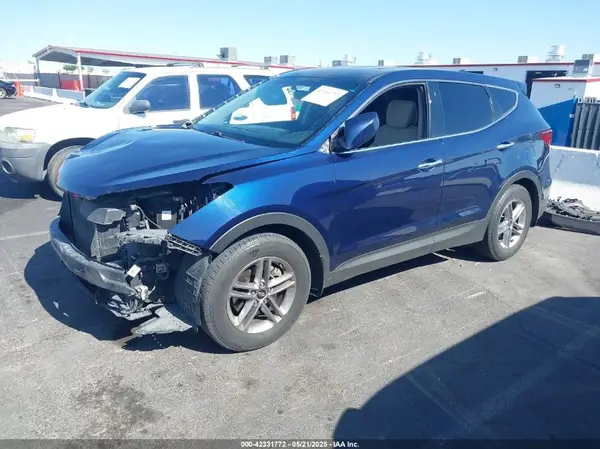 5XYZT3LB1HG489544 2017 HYUNDAI SANTA FE - Image 2