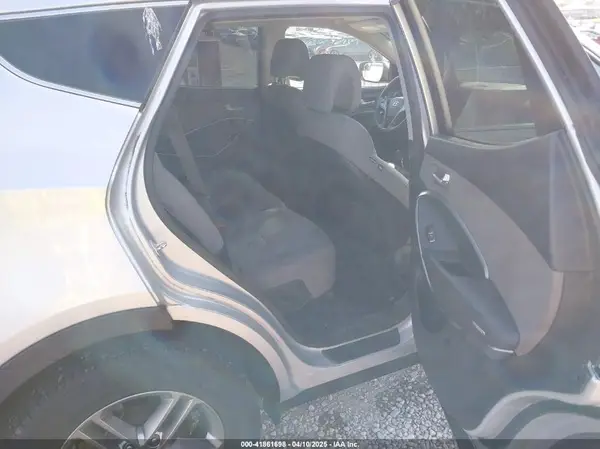 5XYZT3LB1JG508986 2018 HYUNDAI SANTA FE - Image 8